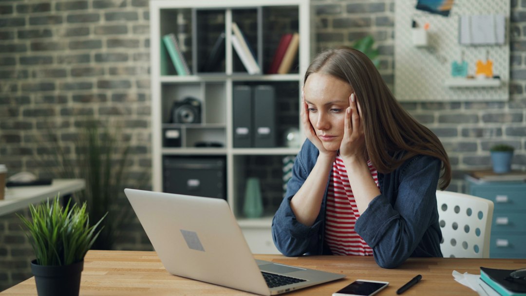 Low Energy and Weight Gain in Your 40s: The Metabolism Connection